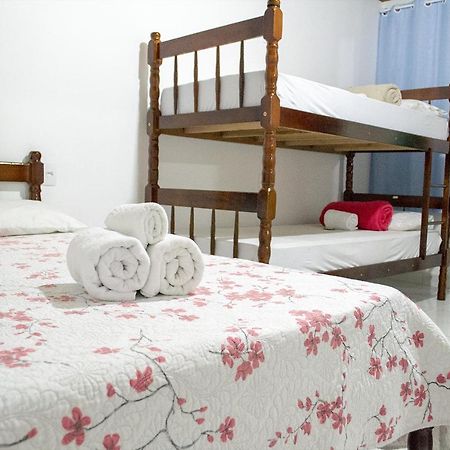 Cabanas Hostel & Suites Balneário Camboriú エクステリア 写真
