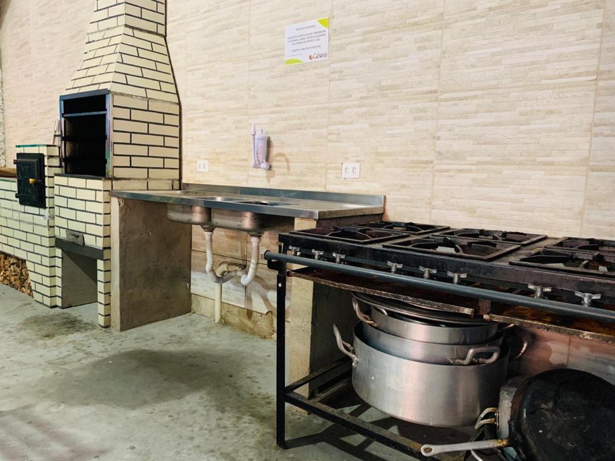 Cabanas Hostel & Suites Balneário Camboriú エクステリア 写真