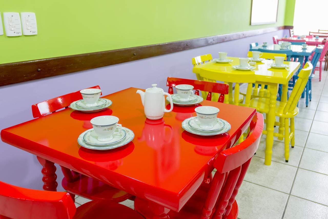 Cabanas Hostel & Suites Balneário Camboriú エクステリア 写真
