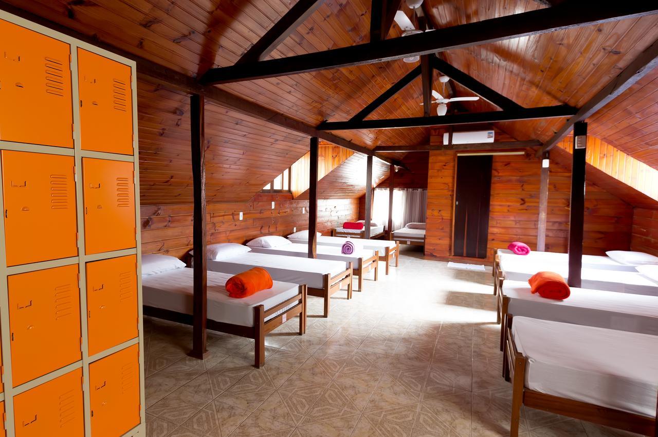 Cabanas Hostel & Suites Balneário Camboriú エクステリア 写真