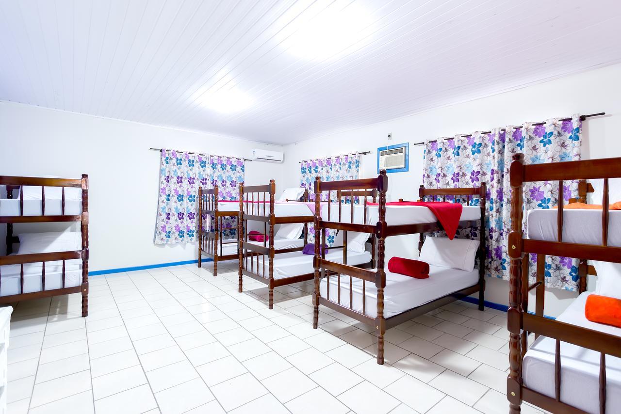 Cabanas Hostel & Suites Balneário Camboriú エクステリア 写真