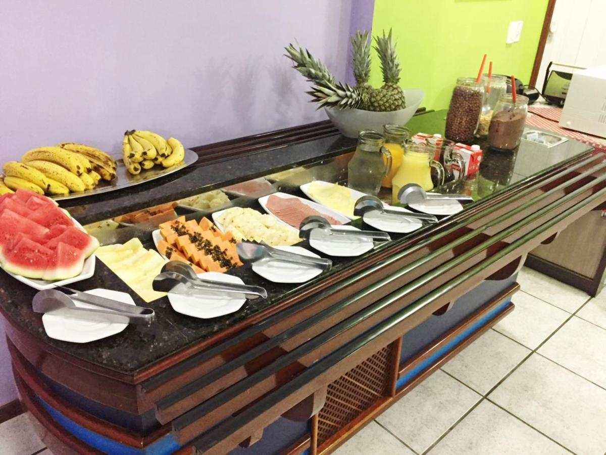 Cabanas Hostel & Suites Balneário Camboriú エクステリア 写真