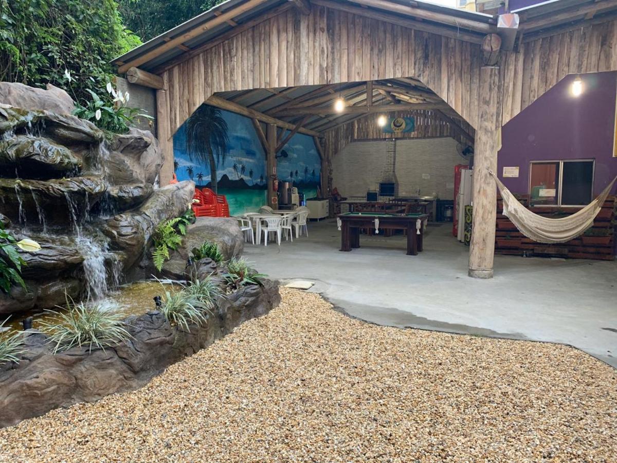 Cabanas Hostel & Suites Balneário Camboriú エクステリア 写真